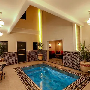 Cologne Marrakesh